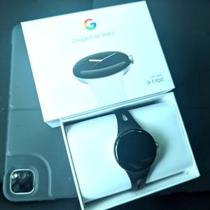 Pixel Watch w/bands and cases